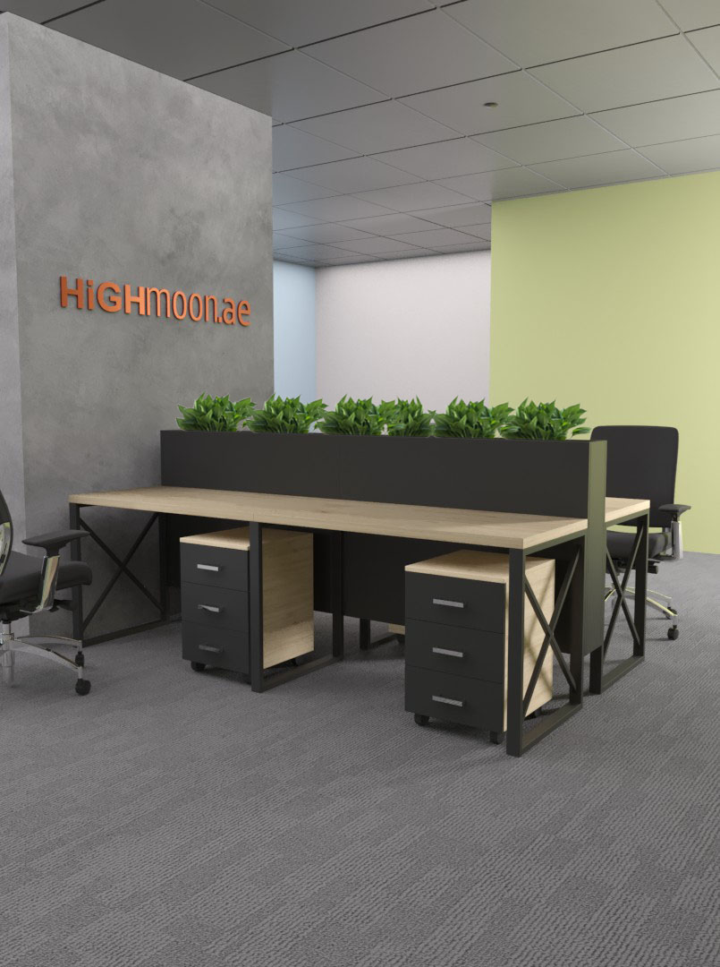 Planter 4 Cluster Workstation With Black Leg