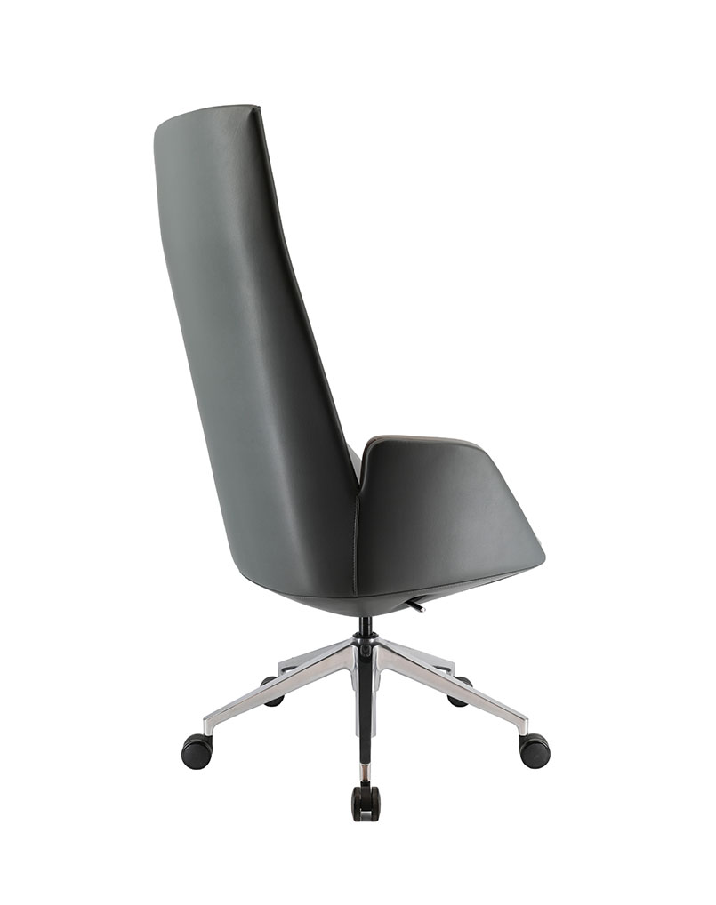 Vuln Executive Chair
