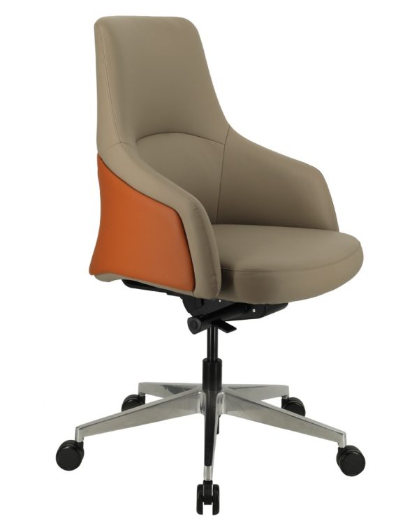 Nova Operator Chair